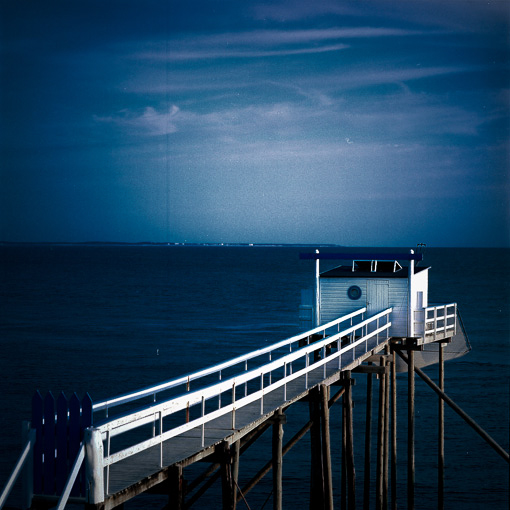 Ailleurs