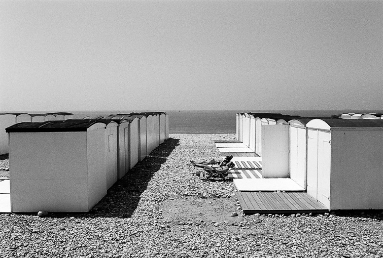 Ailleurs